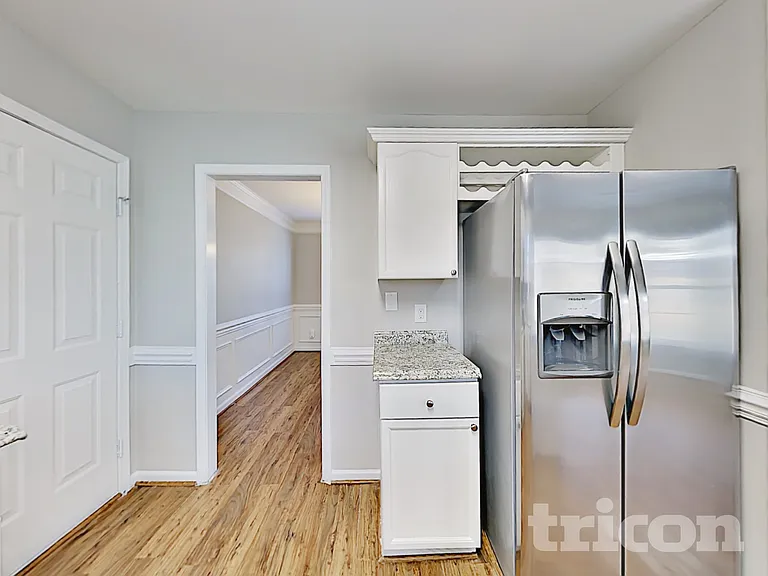 3906 Windsorwood Ct — Photo 6