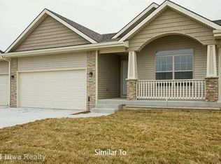 605 Ridgeline Dr, Adel, IA 50003