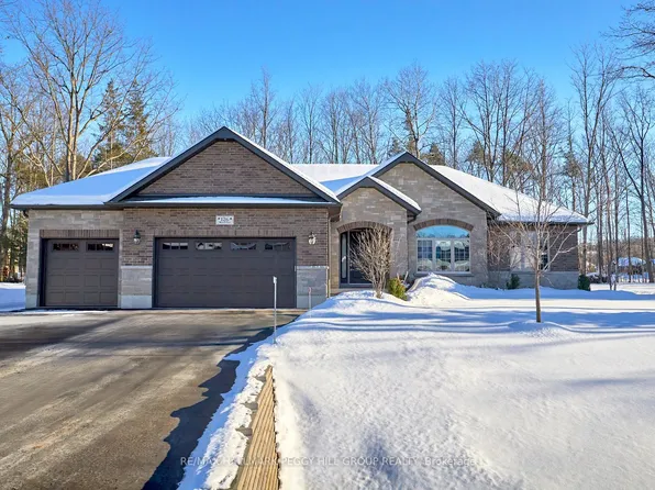 126 Mennill Dr, Springwater, ON L9X 0J2
