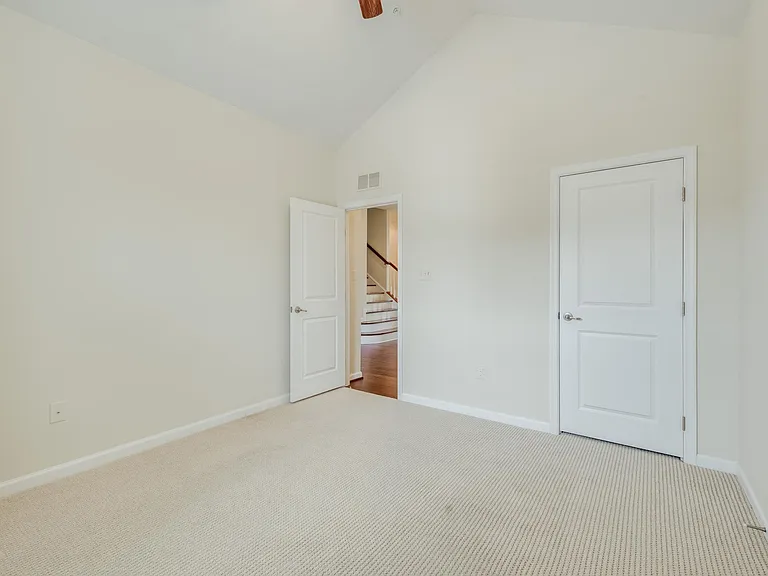 7567 Arundel Woods Dr — Photo 25