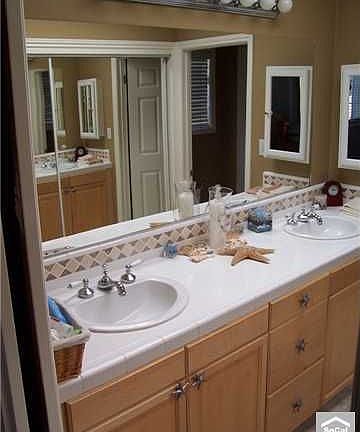 Double Sinks