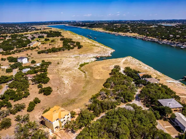 1303 Robin Trl, Leander, TX 78645
