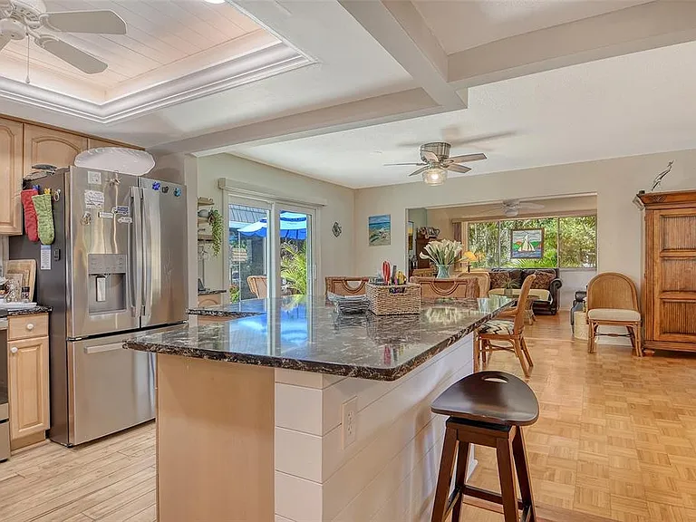 2308 Waterbluff Pl #V-304 — Photo 6