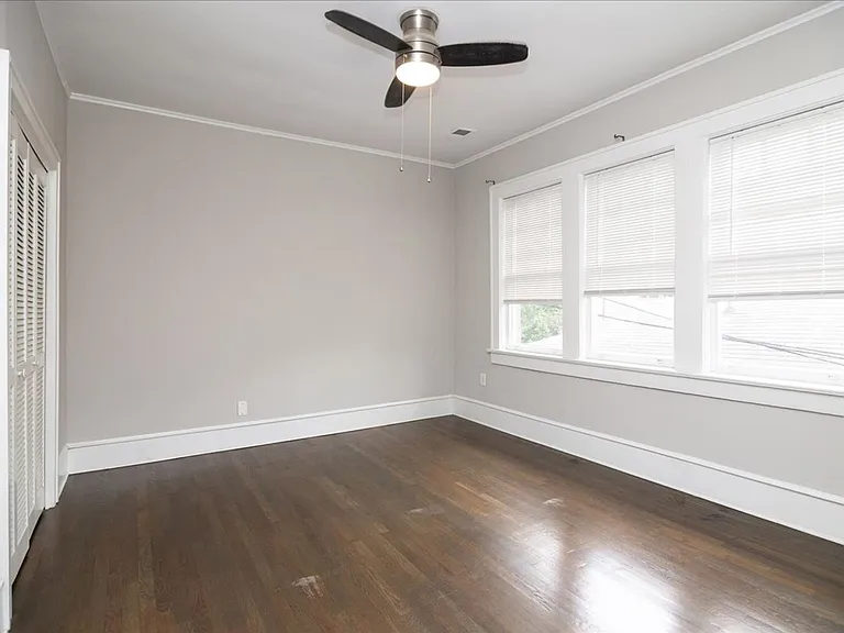 882 Charles Allen Dr NE — Photo 17