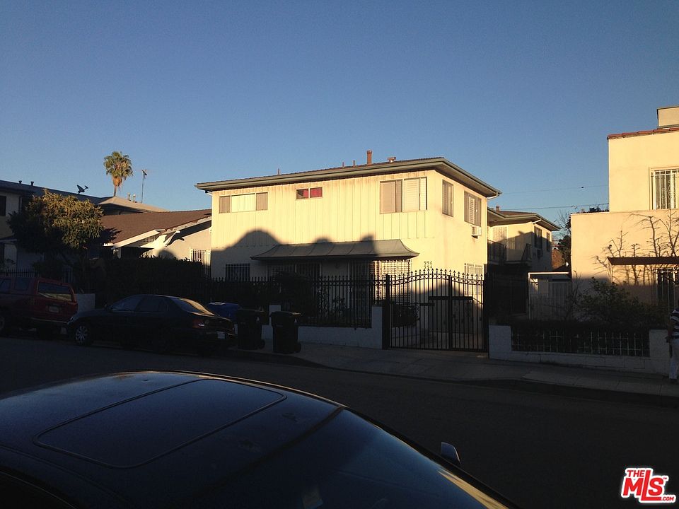 1st image of 954 S Kingsley Dr #2