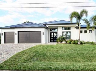 2015 SE 29th Ln, Cape Coral, FL 33904