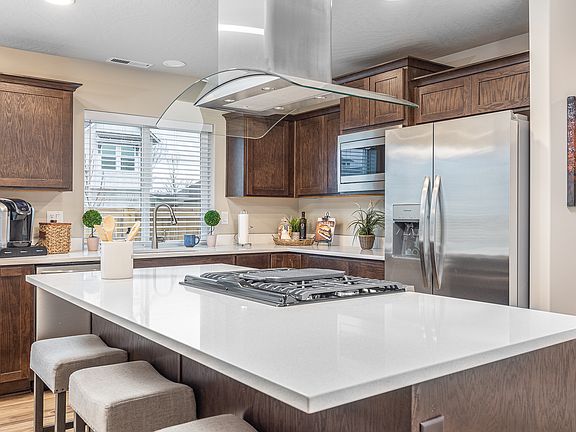 Kitchen - Island Hood Option