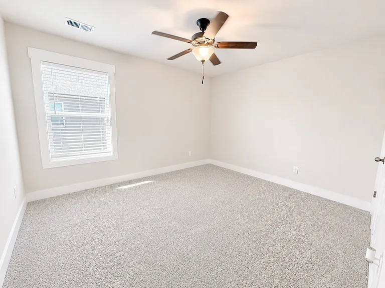 404 Cattail Hollow Way — Photo 30