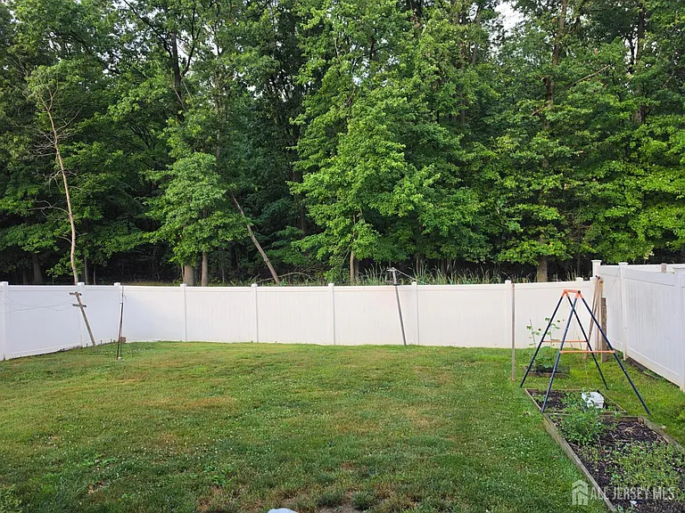 405 Frederick Ave — Photo 20