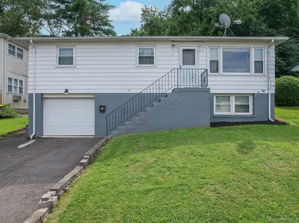 116 Esther Avenue, Waterbury, CT 06708