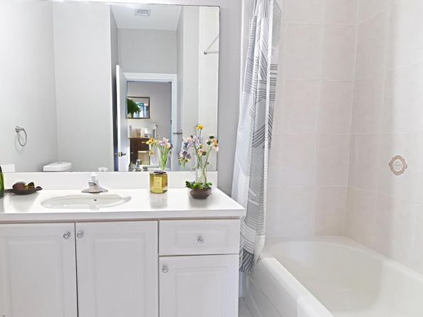 10668 SW 6th St #1606