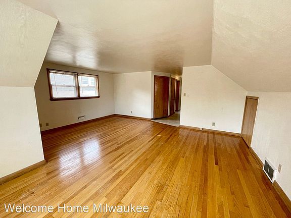 3rd image of 2759-2761 N 57th St