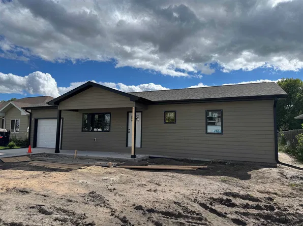 3002 W 4th Street, North Platte, NE 69101