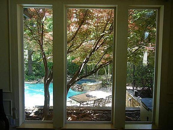 5th image of 1002 Belvedere Ct