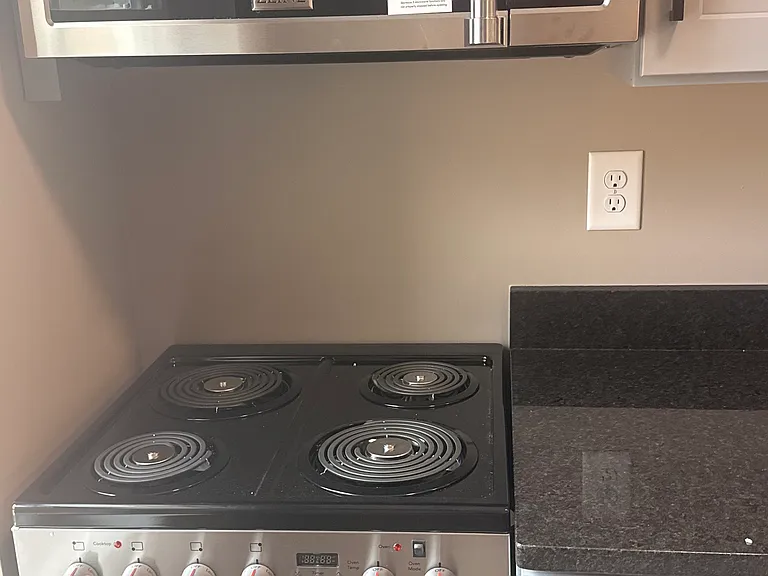 514 E William St #D — Photo 8