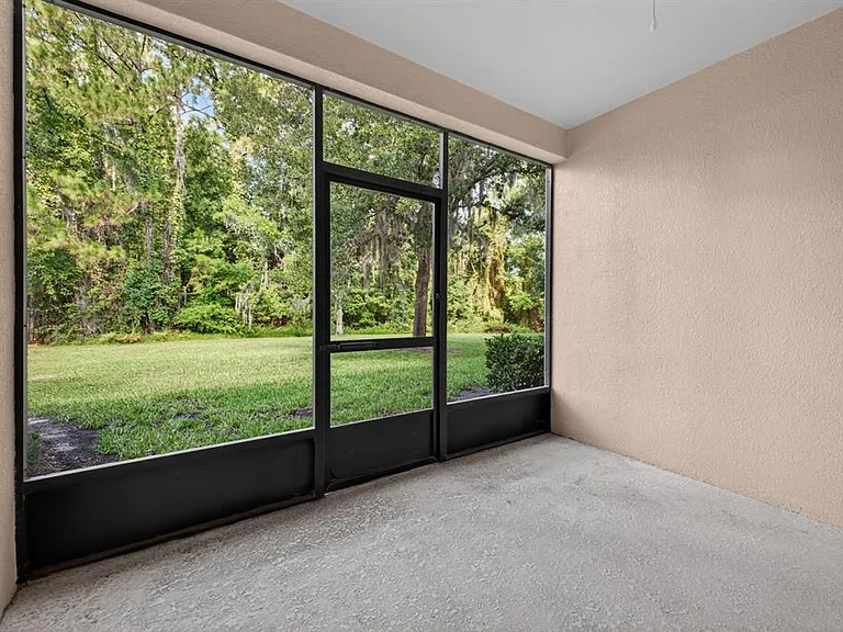 8352 Quimby Cir — Photo 18