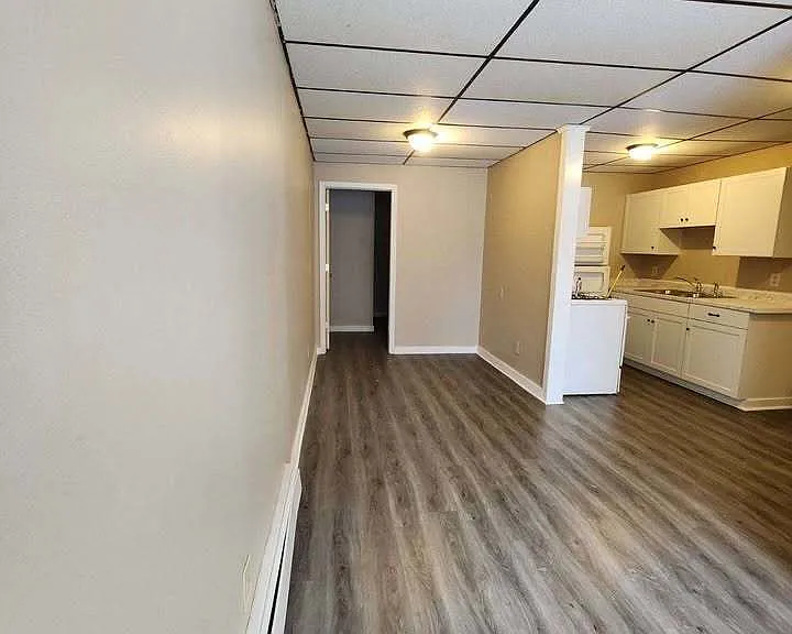5 E Church St — Photo 12