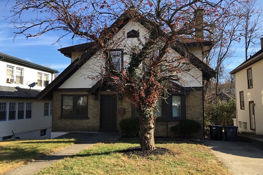 1st image of 3952 Warwick Ave