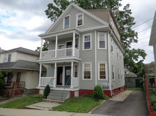 122 Porter St, Providence, RI 02905