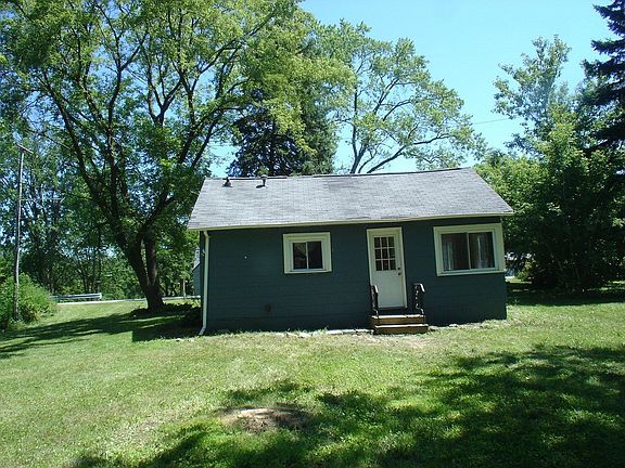 3rd image of 1110 Idlewild Dr