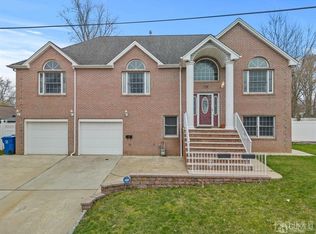 775 Inman Ave, Colonia, NJ 07067