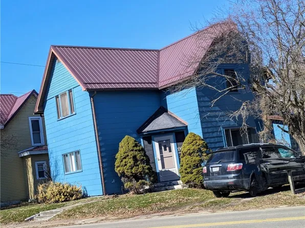 918 Main St, Coshocton, OH 43812