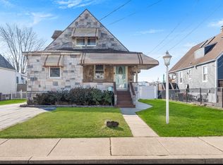 505 Bayside Dr, Dundalk, MD 21222