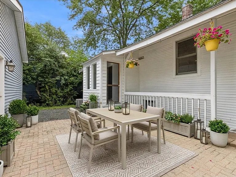 255 Happ Rd — Photo 28