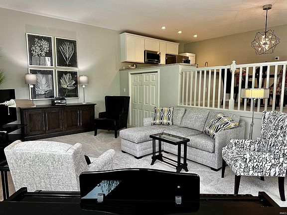 5th image of 9469 S Pointe Lasalles Dr #94