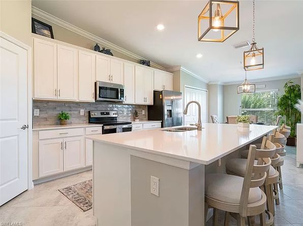 6082 National Blvd #126