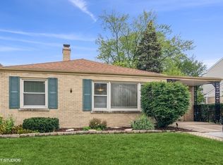 228 S Hawthorne Ave, Elmhurst, IL