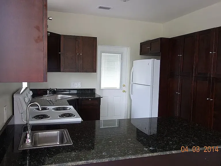 8861 SW 127th Ter — Photo 2