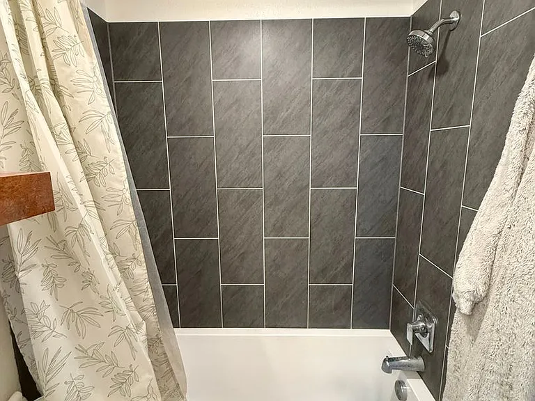 6465 Macarthur Dr — Photo 13