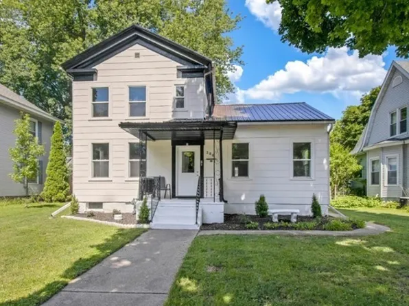 306 11th Ave, Sterling, IL 61081