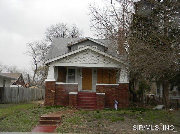 1st image of 707 N 74th St