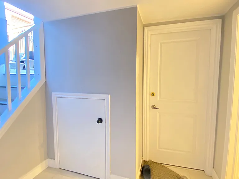 135 Bonham Blvd #BASEMENT — Photo 11