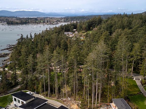 5th image of 2452 Tryon Rd