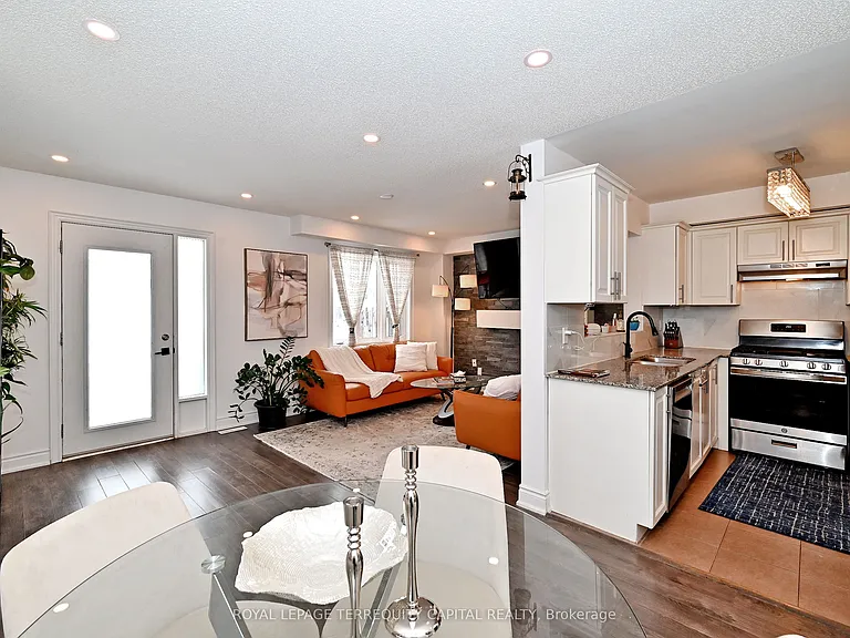 31 Madelaine Dr #6 — Photo 6