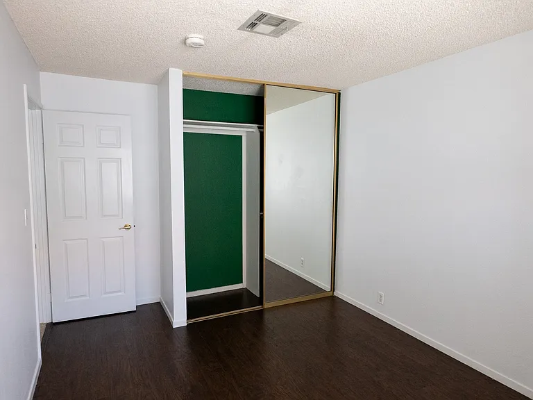 4433 Live Oak Dr — Photo 22