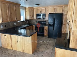 East Upland Dr. Duplex, Tooele, UT 84074