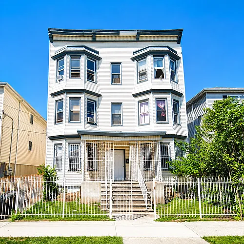 163 Hillside Ave #2R Photo 1
