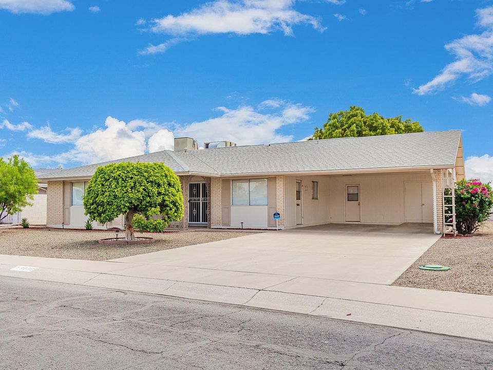 1st image of 9039 N Balboa Dr