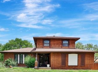 2740 S Millwood Ave, Wichita, KS 67217