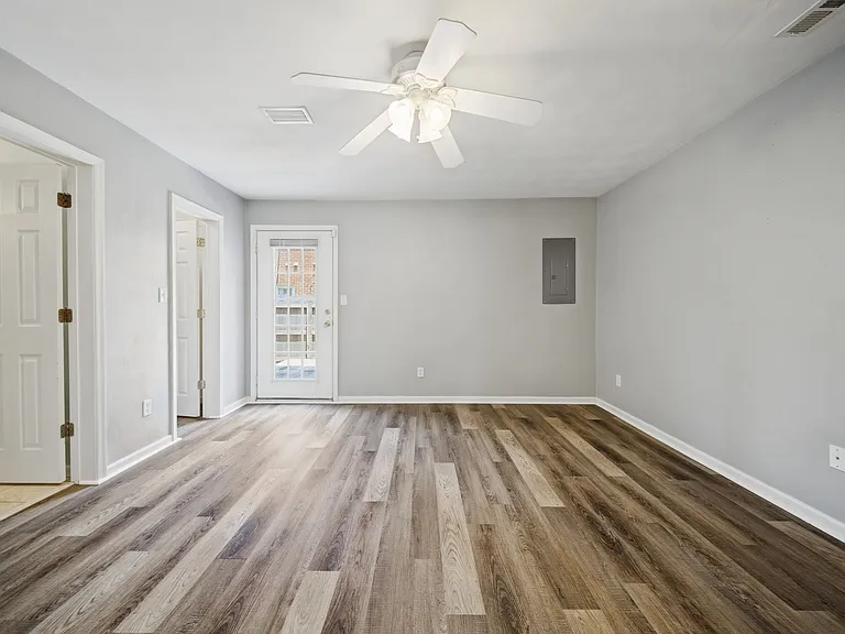 4720 Beach Bay Ct — Photo 15