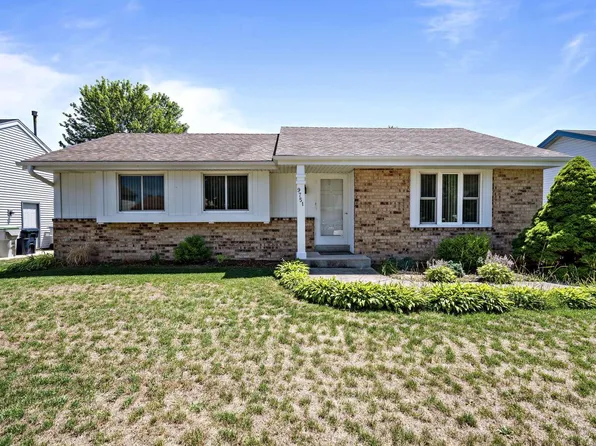 9751 W Darnel AVENUE, Milwaukee, WI 53224