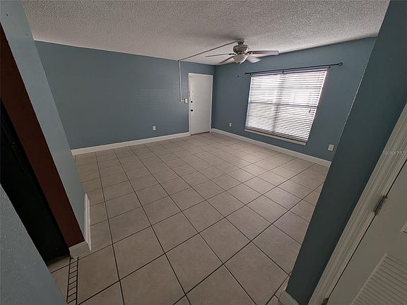 4th image of 2564 SE 15th Ave APT E