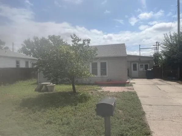 912 W 6th St, Ogallala, NE 69153