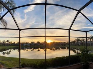 15757 Crystal Waters Dr, Wimauma, FL 33598