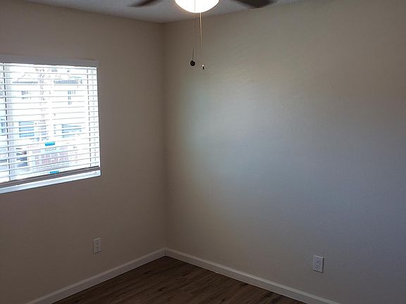 4th image of 849 9th St #1