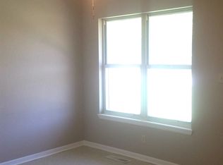 118 S 6th St, Neodesha, KS 66757